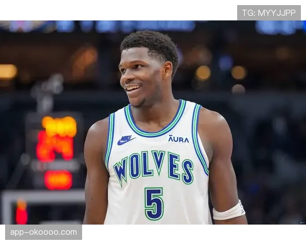 狼队客场战绩低迷，爱德华兹三后卫阵型难改防守漏洞