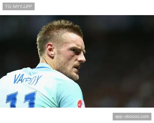 特写：老将瓦尔迪在莱斯特城保级成功后的眼泪